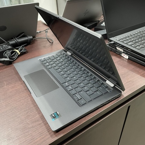 Laptop Dell Latitude 7420 Core i7 11GEN 32GB 512GB SSD Carbon Win11 A-